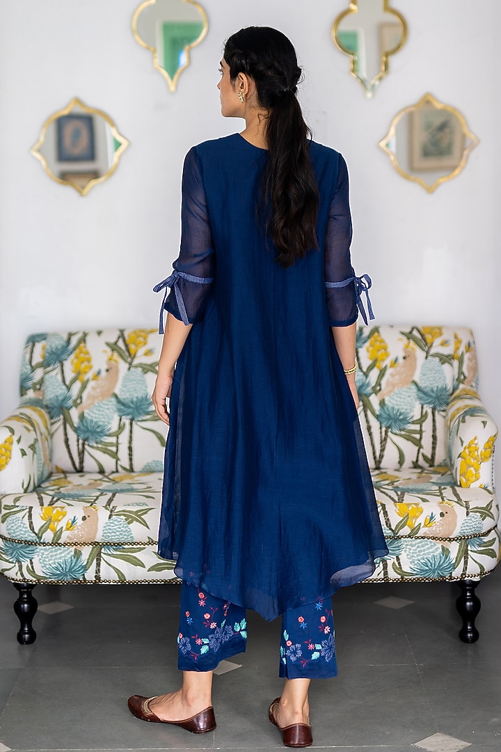 Sapphire Blue Applique Kurta Set by Vaayu at Pernia's Pop Up Shop