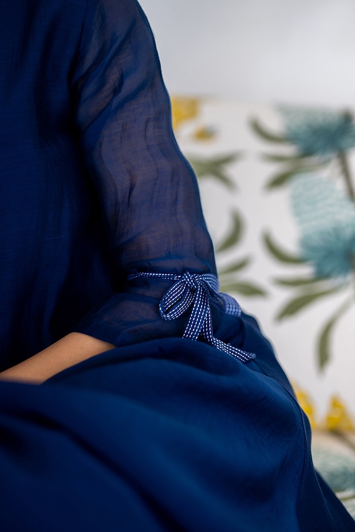 Sapphire Blue Applique Kurta Set by Vaayu at Pernia's Pop Up Shop