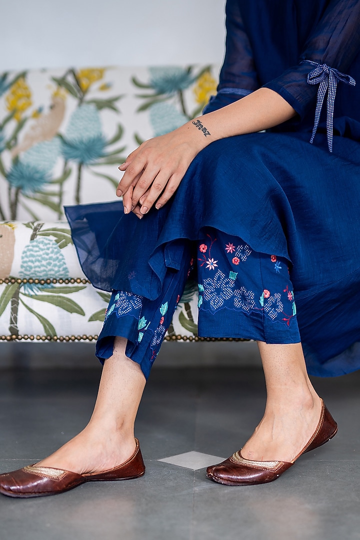 Sapphire Blue Applique Kurta Set by Vaayu at Pernia's Pop Up Shop