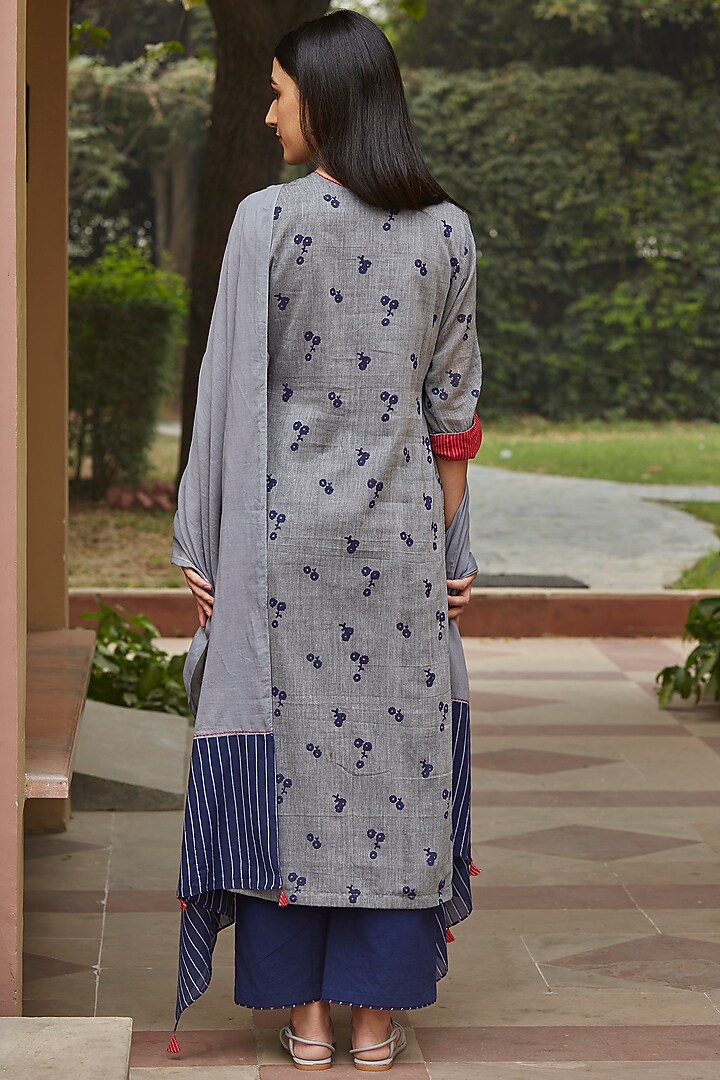 Ash Cotton Kurta Set by Vaayu at Pernia's Pop Up Shop