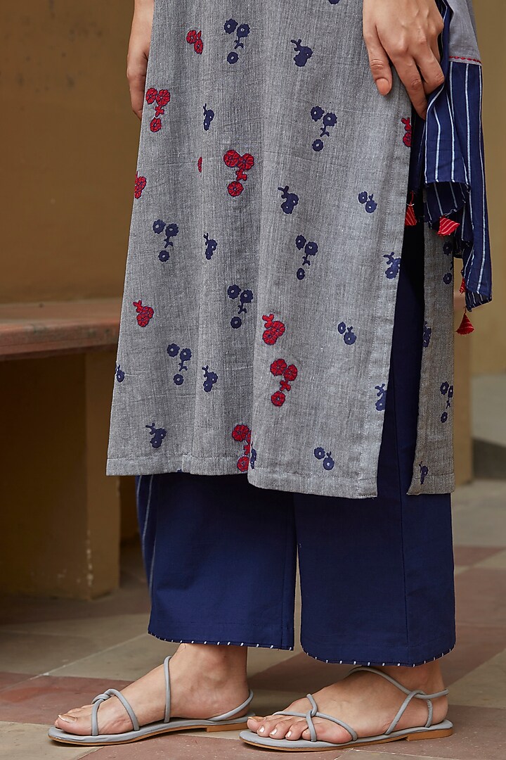 Ash Cotton Kurta Set by Vaayu at Pernia's Pop Up Shop