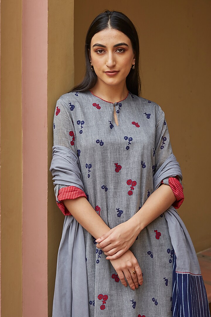 Ash Cotton Kurta Set by Vaayu at Pernia's Pop Up Shop