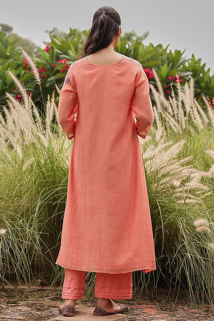 Magnolia Muslin Cotton Applique Embroidered Kurta Set by Vaayu at Pernia's Pop Up Shop