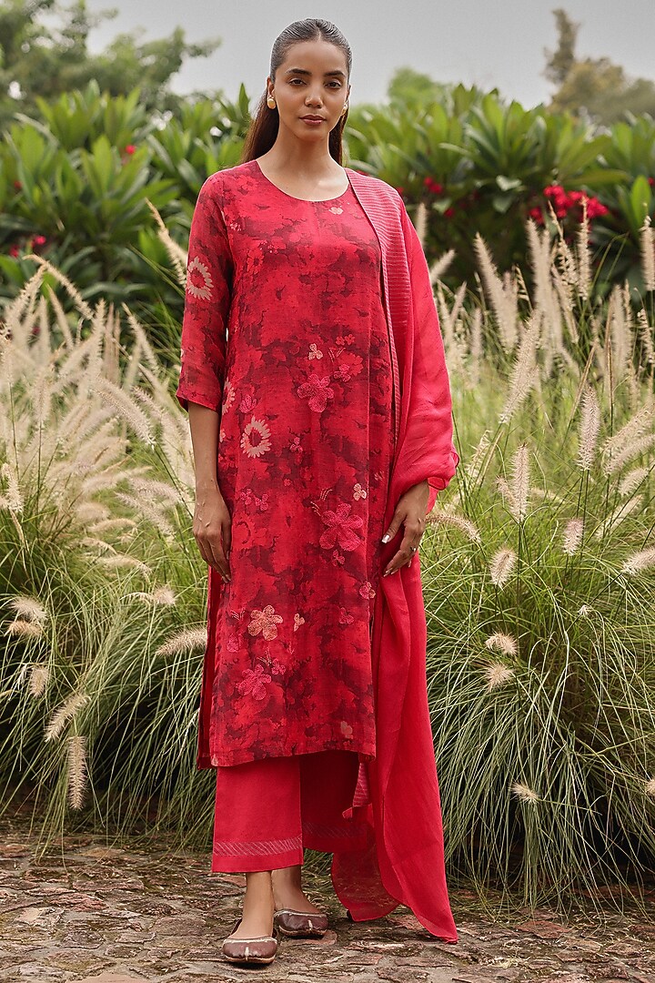 Rosewood Colored Muslin Cotton Printed Kurta Set by Vaayu at Pernia's Pop Up Shop
