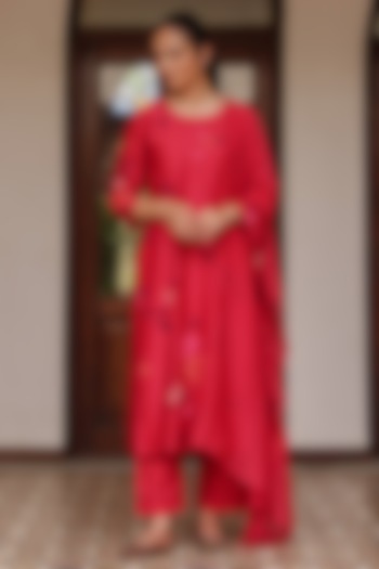 Rosewood Colored Giza Silk Embroidered Kurta Set by Vaayu at Pernia's Pop Up Shop