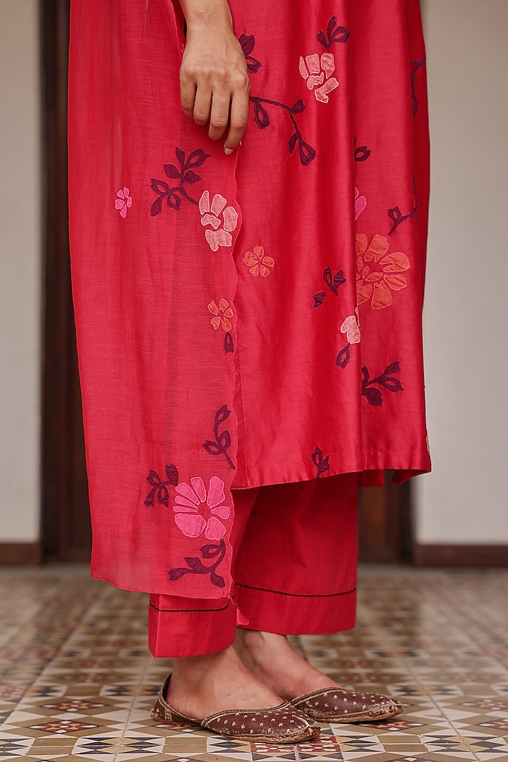 Rosewood Colored Giza Silk Embroidered Kurta Set by Vaayu at Pernia's Pop Up Shop