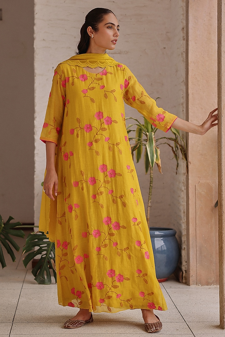 Canary Muslin Cotton Applique Embroidered Party Wear Anarkali Set by Vaayu at Pernia's Pop Up Shop