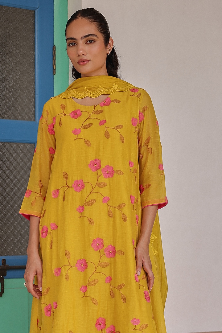 Canary Muslin Cotton Applique Embroidered Party Wear Anarkali Set by Vaayu at Pernia's Pop Up Shop