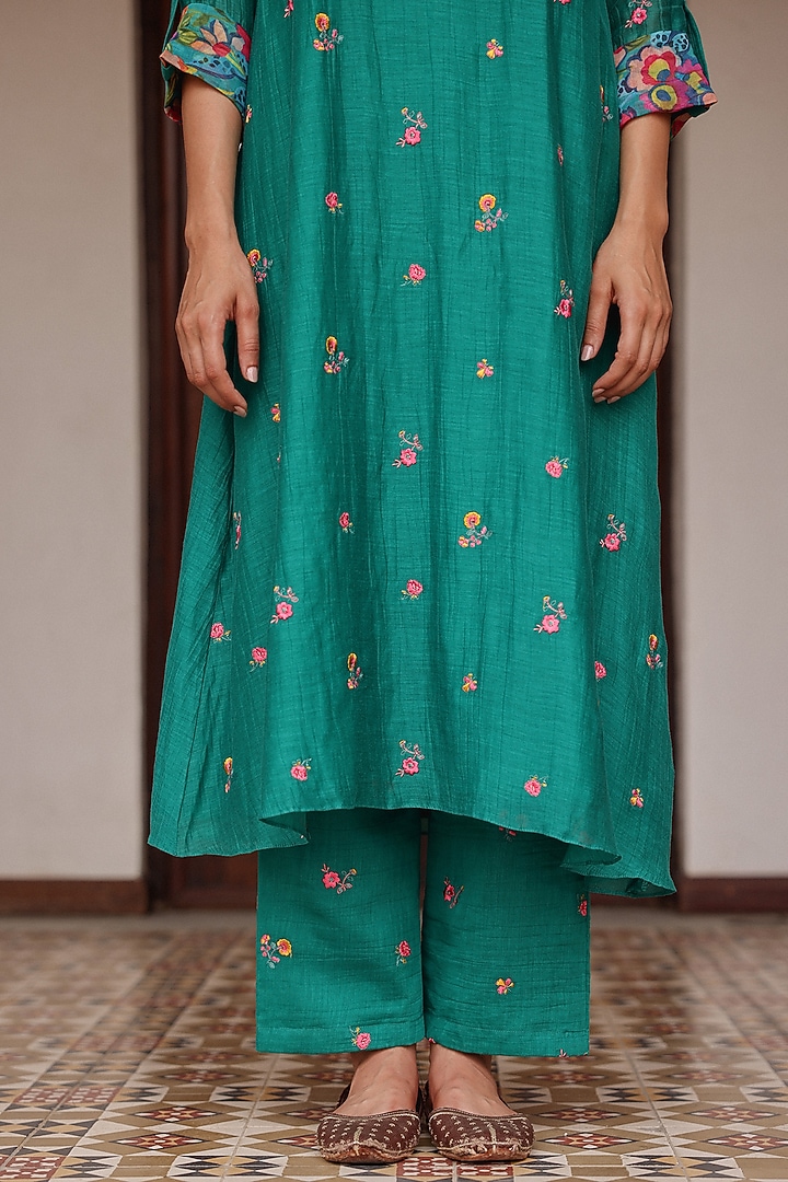 Teal Muslin Cotton Embroidered Co-Ord Set by Vaayu at Pernia's Pop Up Shop