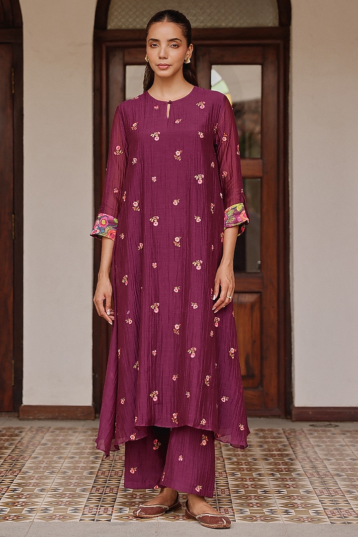 Amethyst Muslin Cotton Embroidered Co-Ord Set by Vaayu at Pernia's Pop Up Shop