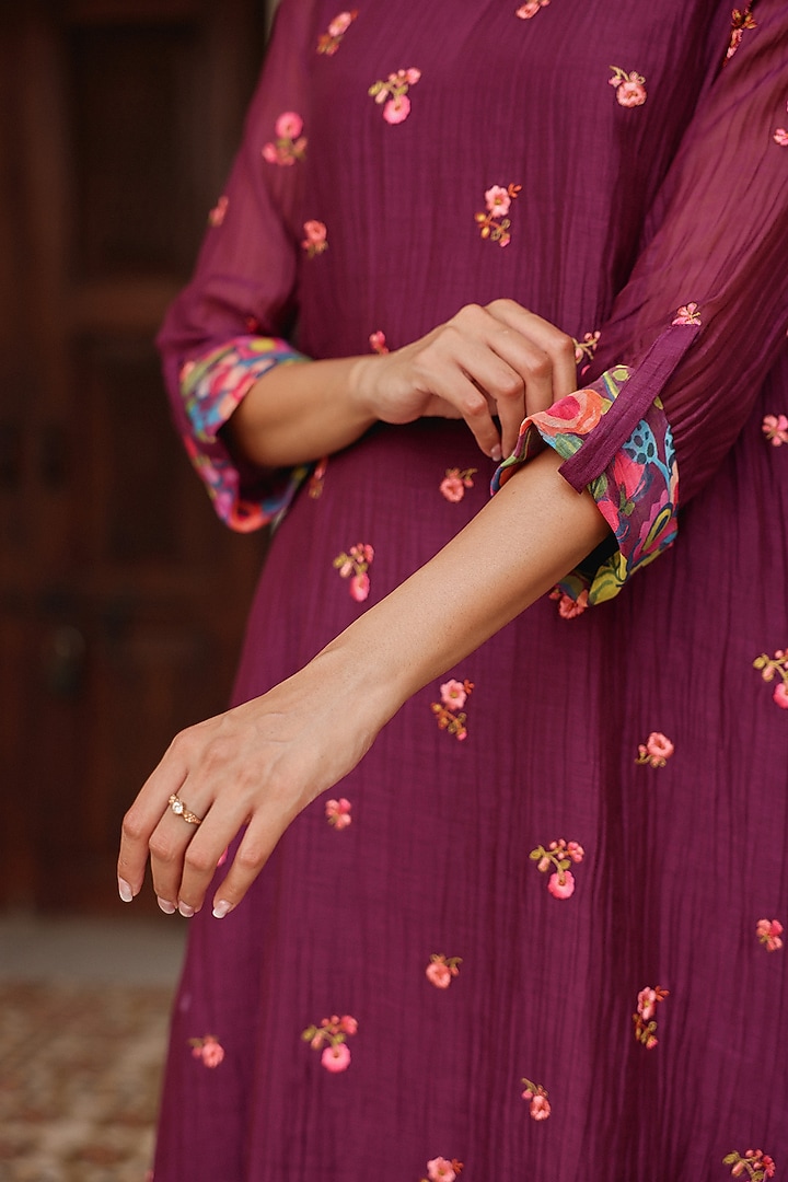 Amethyst Muslin Cotton Embroidered Co-Ord Set by Vaayu at Pernia's Pop Up Shop