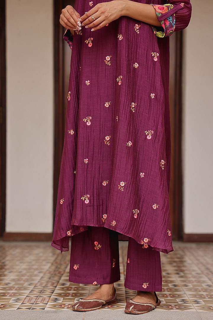 Amethyst Muslin Cotton Embroidered Co-Ord Set by Vaayu at Pernia's Pop Up Shop