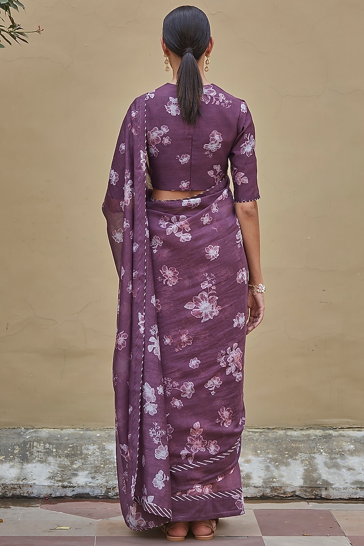 Orchid Printed Festive Saree Set by Vaayu at Pernia's Pop Up Shop