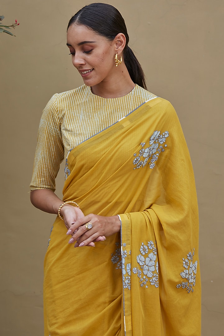 Rue Yellow Printed Festive Saree Set by Vaayu at Pernia's Pop Up Shop