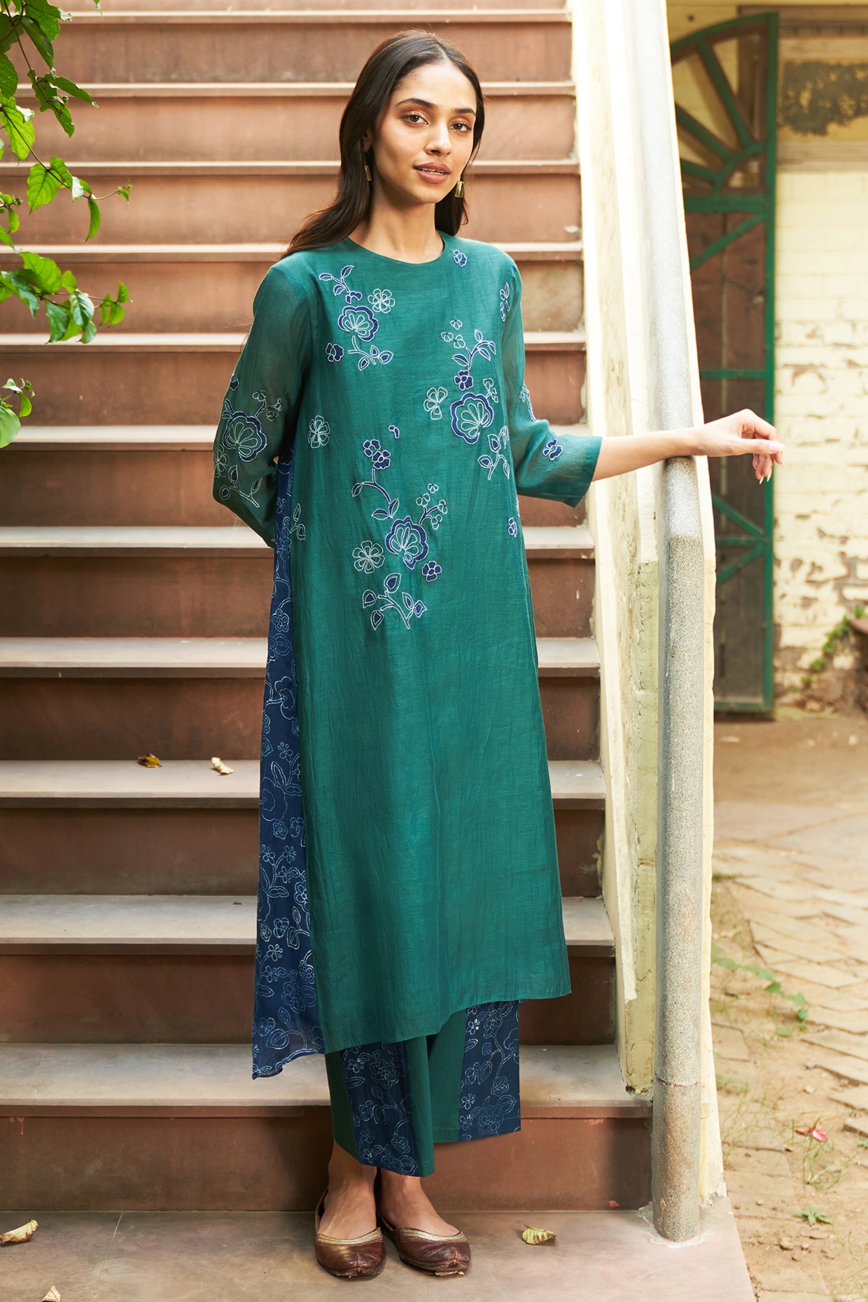 Flower Motif Muslin Kurta Set main image 0