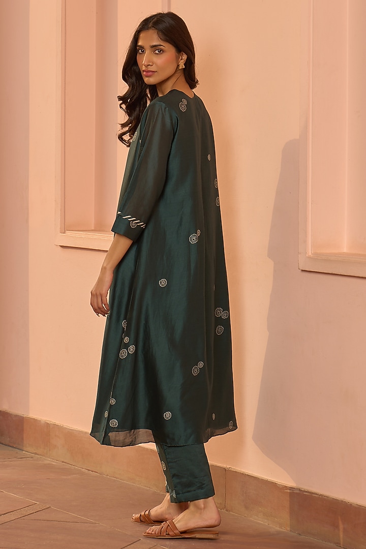 Jade Muslin Cotton Embroidered Co-Ord Set by Vaayu at Pernia's Pop Up Shop