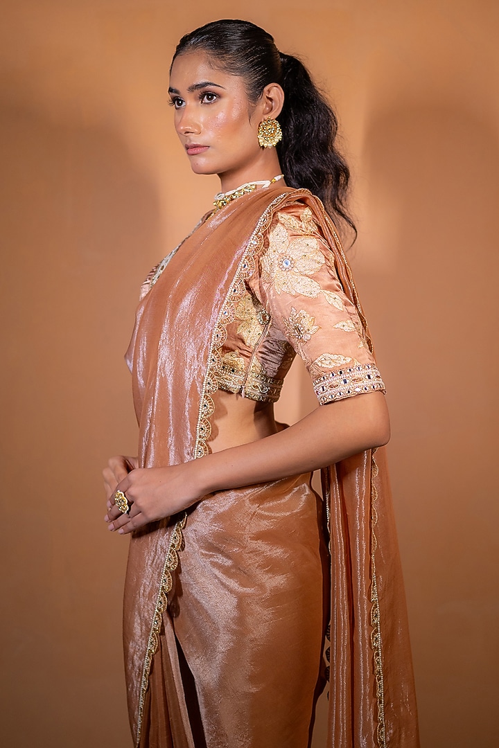 Rose Gold Tissue & Silk Zardosi Embroidered Wedding Saree Set by VANA ETHNICS at Pernia's Pop Up Shop