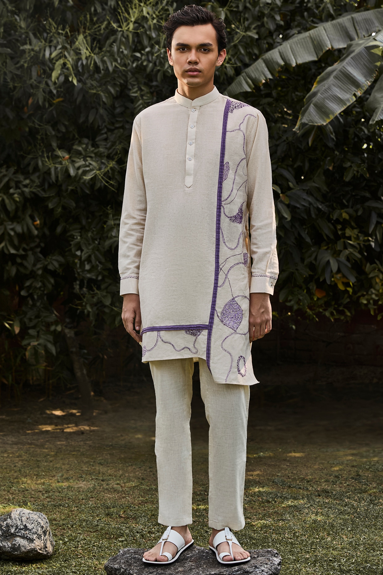 Asymmetrical hemline kurtas best sale