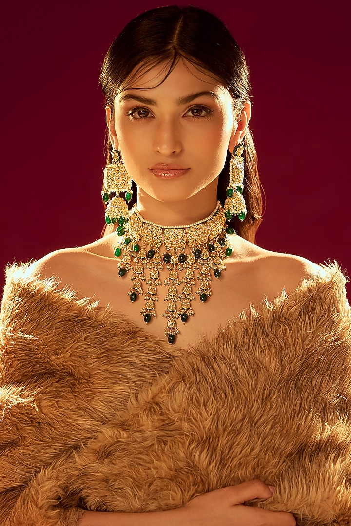 Gold Finish Kundan Polki & Emerald Synthetic Stone Necklace Set by VASTRAA Jewellery at Pernia's Pop Up Shop