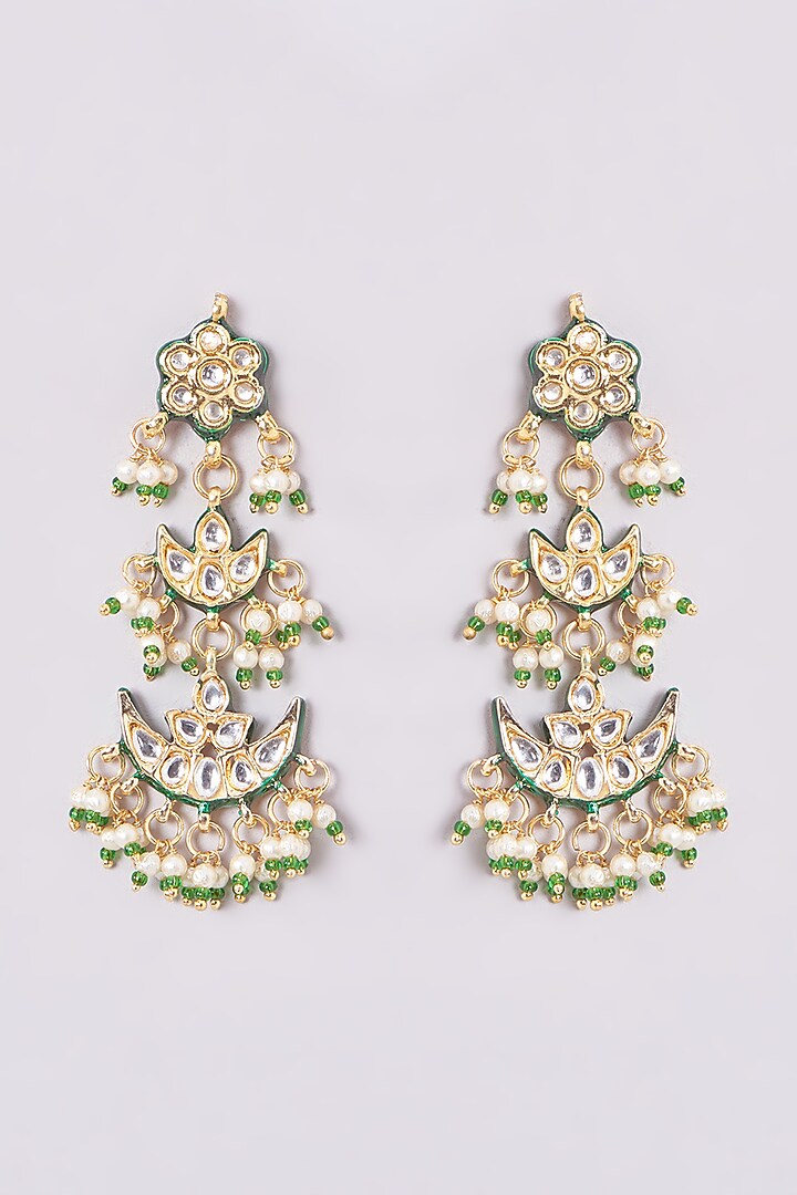 Gold Finish Kundan Polki & Pearl Necklace Set by VASTRAA Jewellery at Pernia's Pop Up Shop