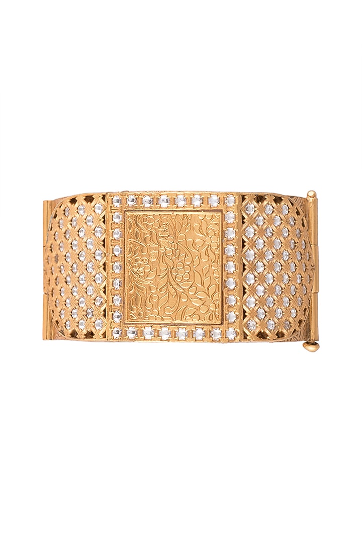 Gold Finish Handcrafted Openable Kundan Bangle