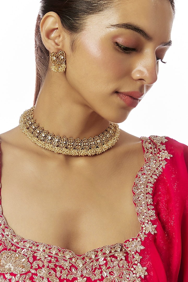 Gold Finish Kundan Polki & Pearl Temple Necklace Set by VASTRAA Jewellery at Pernia's Pop Up Shop