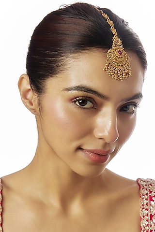 Gold Finish Kundan Polki & Red Stone Temple Maangtikka by VASTRAA Jewellery