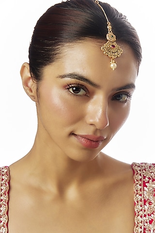 Gold Finish Kundan Polki & Red Stone Temple Maangtikka by VASTRAA Jewellery