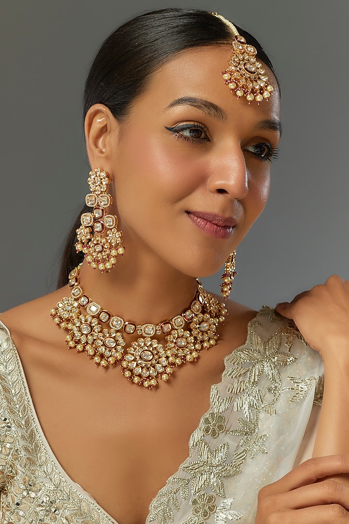 Gold Finish Kundan Polki Necklace Set by VASTRAA Jewellery at Pernia's Pop Up Shop