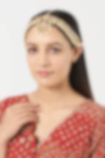 Gold Finish Pearl & Kundan Polki Mathapatti by VASTRAA Jewellery at Pernia's Pop Up Shop