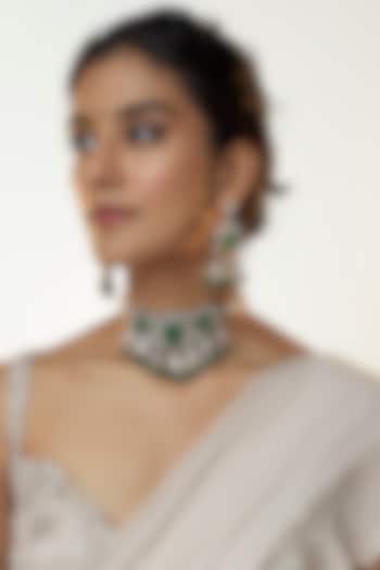 Two Tone Finish Kundan Polki & Green Stone Choker Necklace Set by VASTRAA Jewellery at Pernia's Pop Up Shop