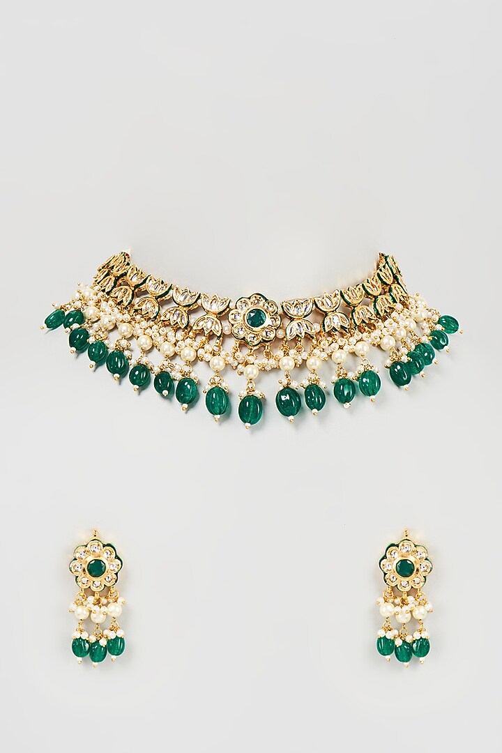 Gold Finish Kundan Polki & Green Beaded Choker Necklace Set by VASTRAA Jewellery at Pernia's Pop Up Shop