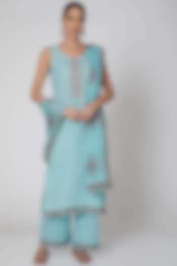 Sky Blue Embroidered Kurta Set by VASTRAA at Pernia's Pop Up Shop