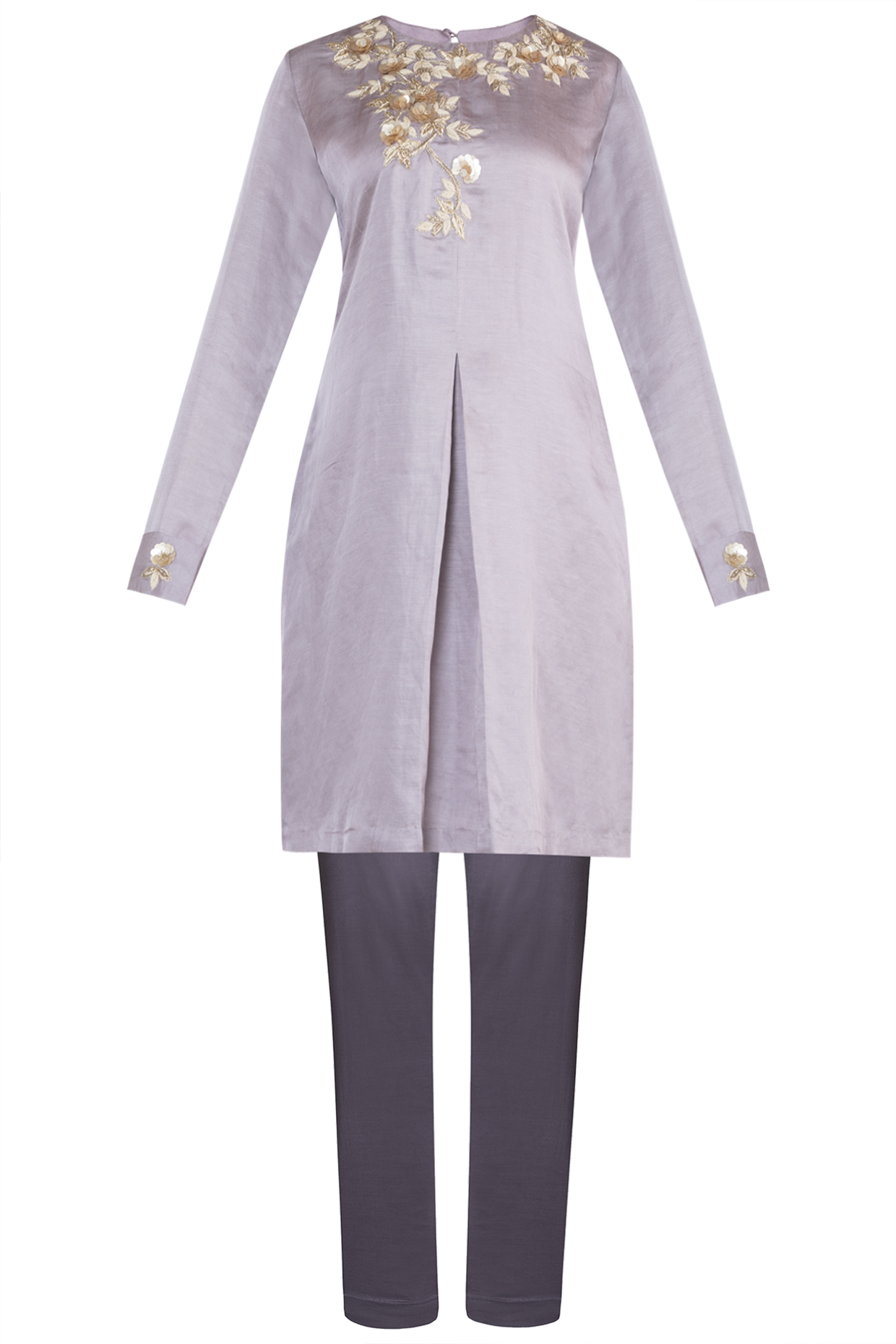 Light mauve embroidered short kurta set by VASTRAA at Pernia's Pop Up Shop