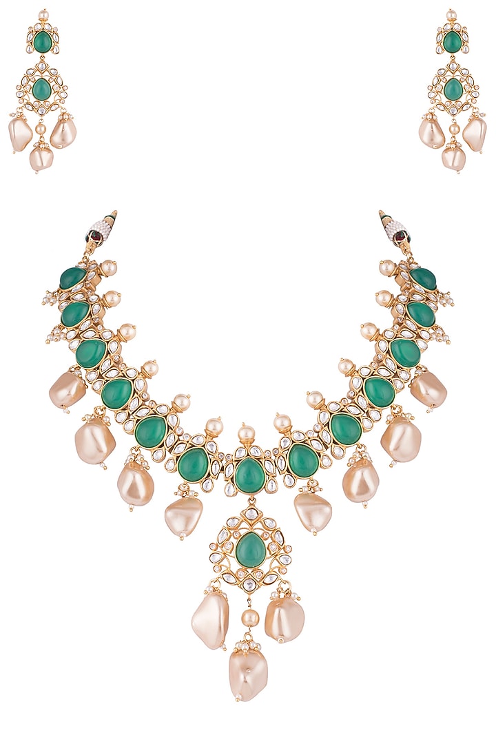 Gold Finish Faux Emerald & Kundan Polki Necklace Set by VASTRAA Jewellery at Pernia's Pop Up Shop