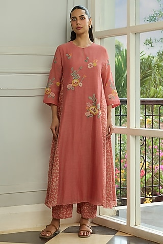Blush Muslin Cotton Applique Embroidered & Printed Co-Ord Set by Vaayu