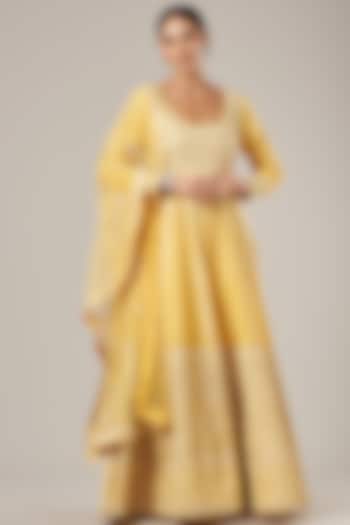 Yellow Embroidered Anarkali Set by Vibrance by Ananya