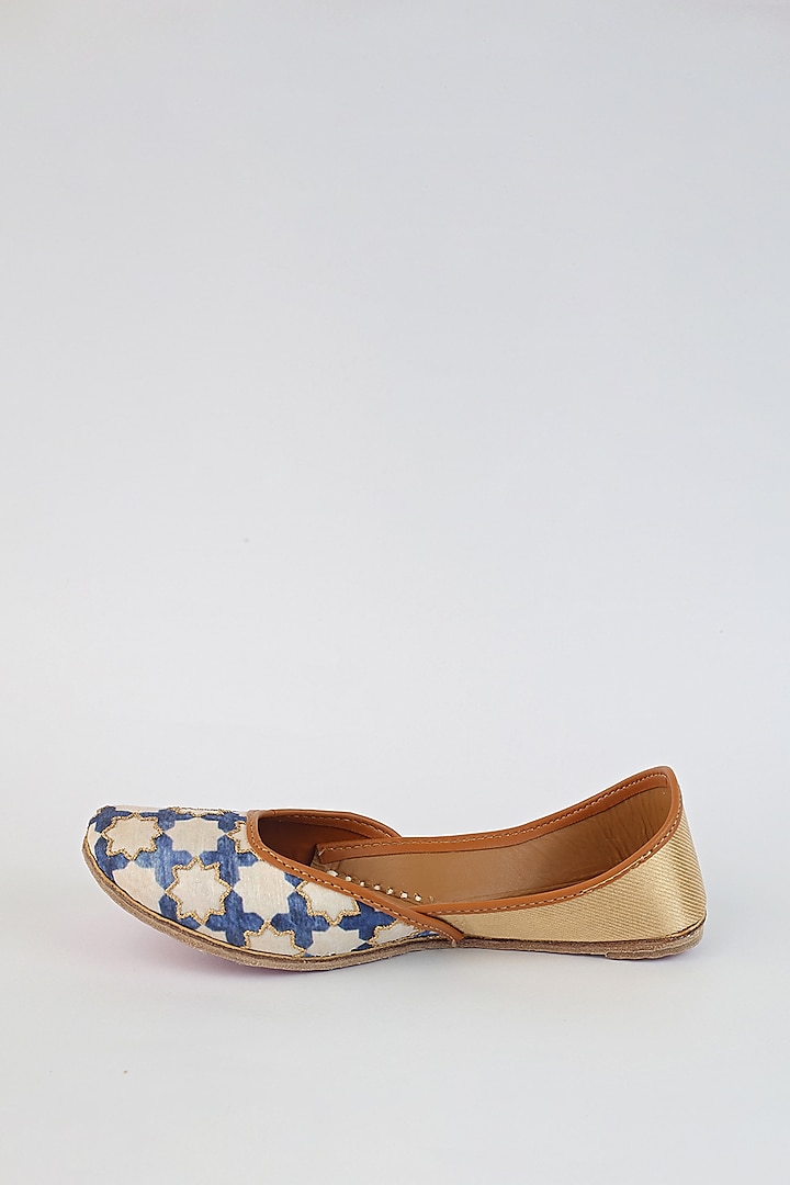 Pearl White & Royal Blue Jaal Work Juttis by Vareli Bafna Designs at Pernia's Pop Up Shop