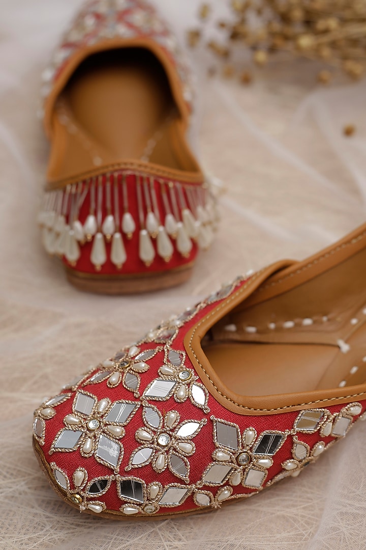Ruby Red Embroidered Juttis by Vareli Bafna Designs at Pernia's Pop Up Shop