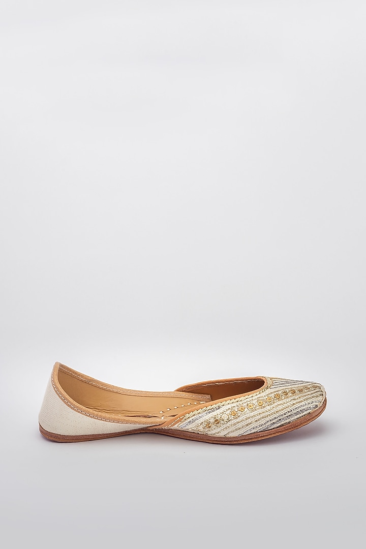 Silver Sequins Embroidered Juttis by Vareli Bafna Designs at Pernia's Pop Up Shop