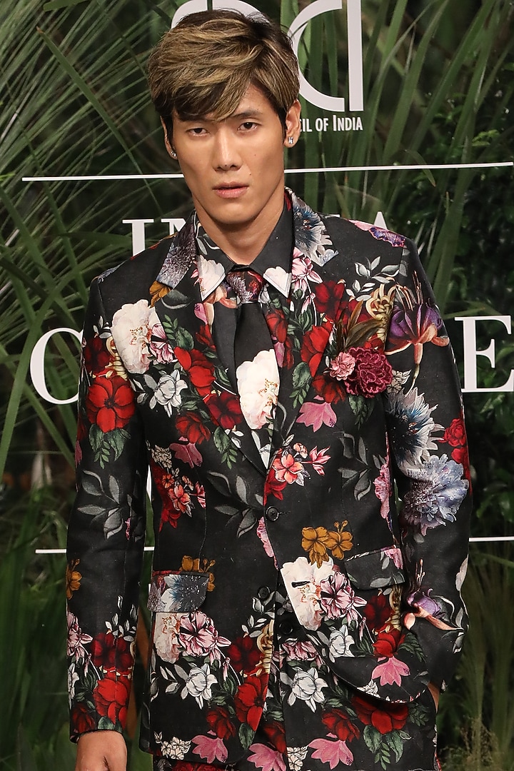 Black Cotton Silk Printed Tuxedo Set by Varun Bahl Men at Pernia's Pop Up Shop