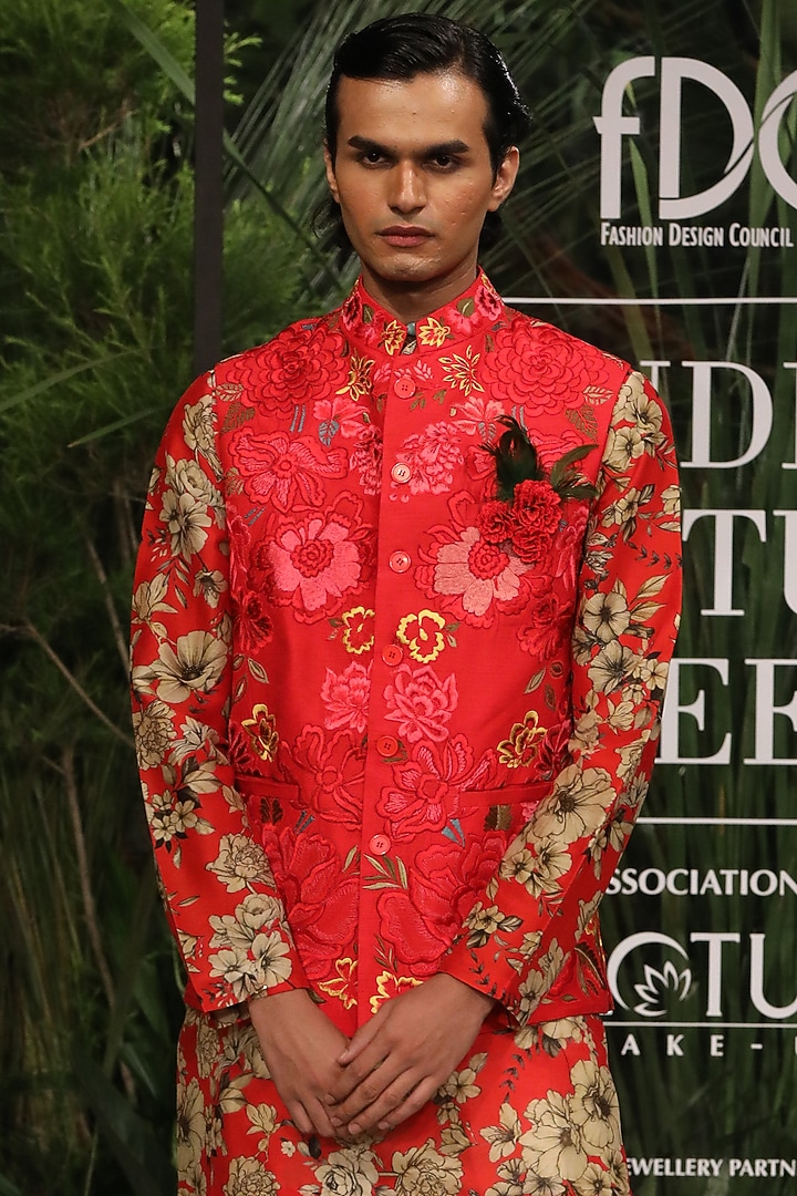 Red Modal Dupion & Cotton Silk Floral Machine Embroidered Bundi Jacket Ser by Varun Bahl Men at Pernia's Pop Up Shop