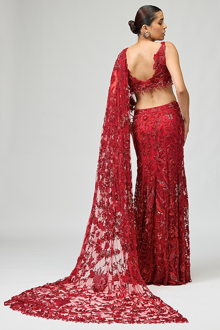 Red Mono Net Cutdana Embellished Bridal Saree Set by Varun Bahl at Pernia's Pop Up Shop