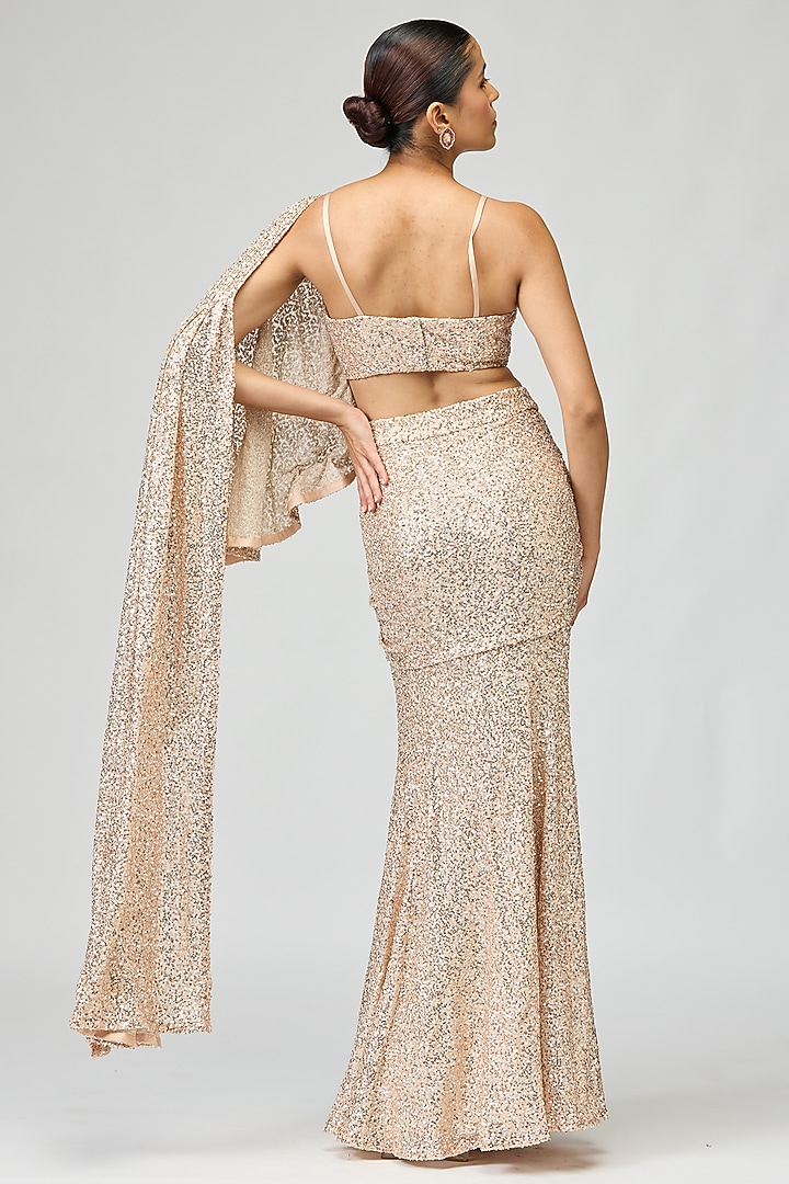 Peach Sequins Fabric Embellished Wedding Saree Set by Varun Bahl at Pernia's Pop Up Shop
