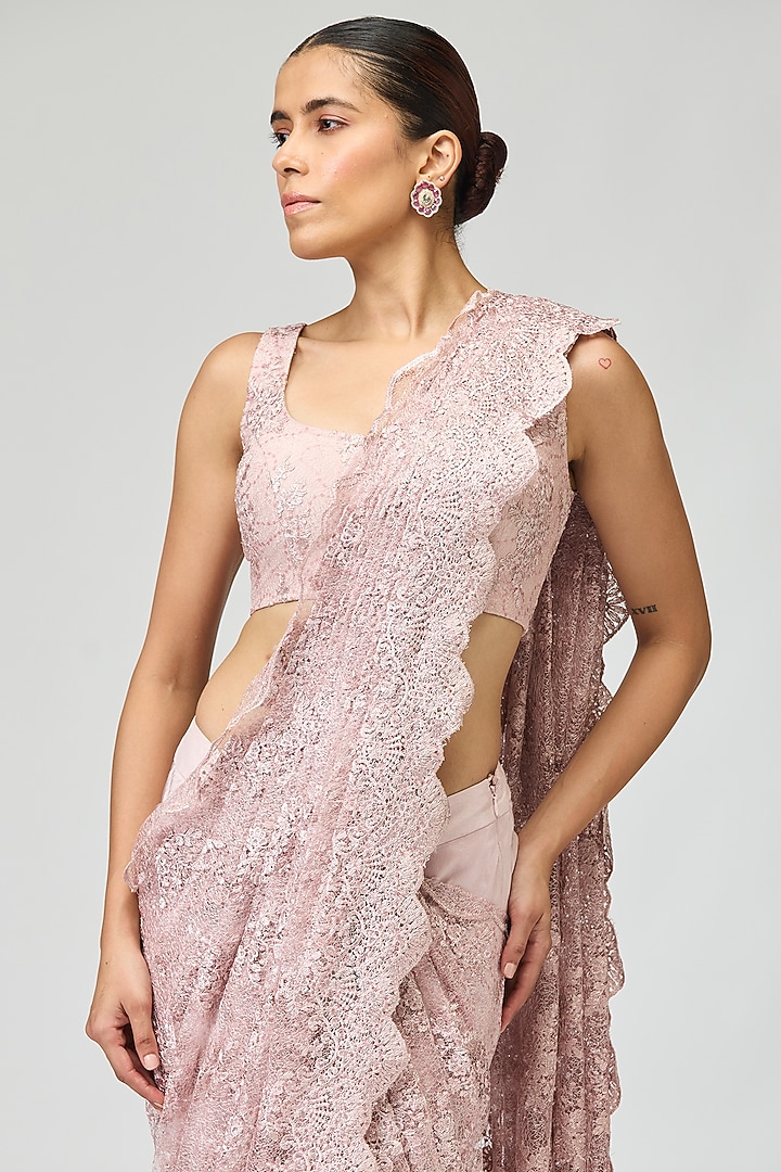 Pink Viscose Tissue Embroidered Wedding Saree Set by Varun Bahl at Pernia's Pop Up Shop