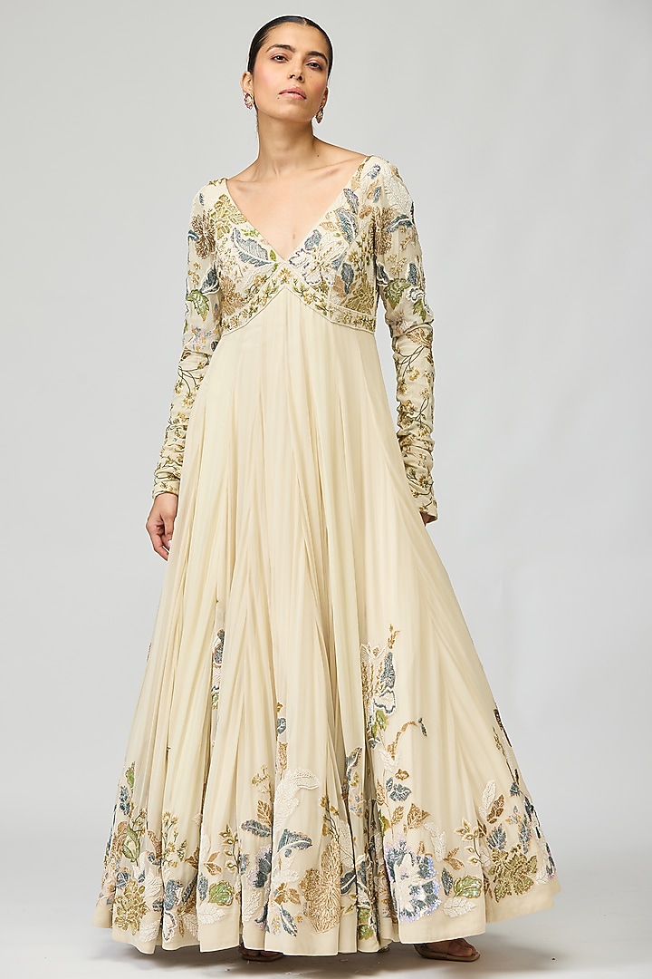 Ivory Silk Georgette Cutdana Embellished Bridal Anarkali Set by Varun Bahl at Pernia's Pop Up Shop
