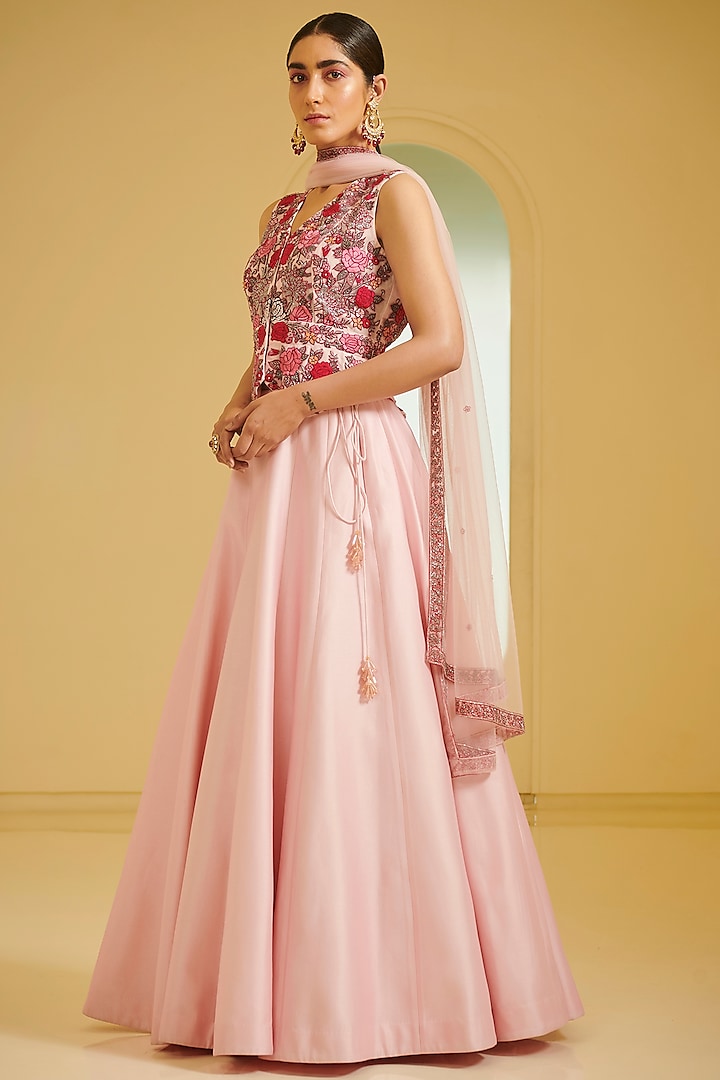 Pink Embroidered Skirt Set by Varun Bahl
