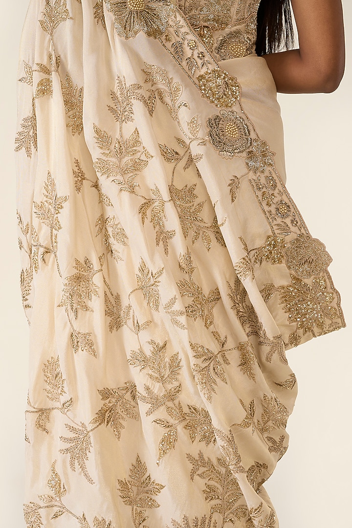 Golden Lurex Cutdana & Sequins Embellished Bridal Saree Set by Varun Bahl at Pernia's Pop Up Shop