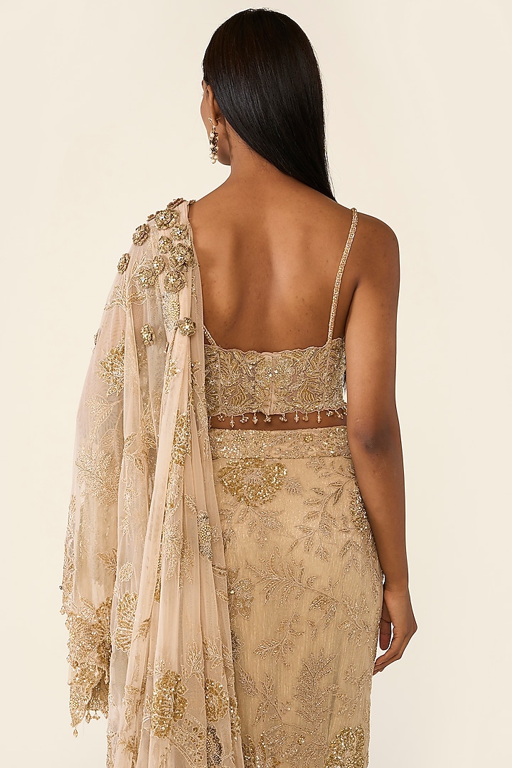 Golden Lycra Lurex 3D Floral Embellished Concept Bridal Saree Set by Varun Bahl at Pernia's Pop Up Shop