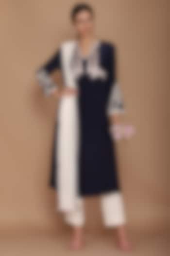 Royal Blue Georgette Kurta Set by Varun Bahl at Pernia's Pop Up Shop